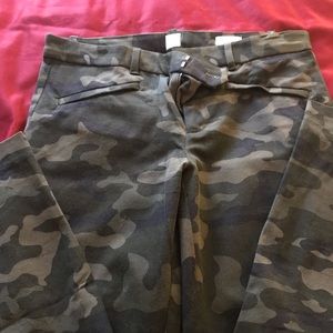 Gap 8R camouflage pants.